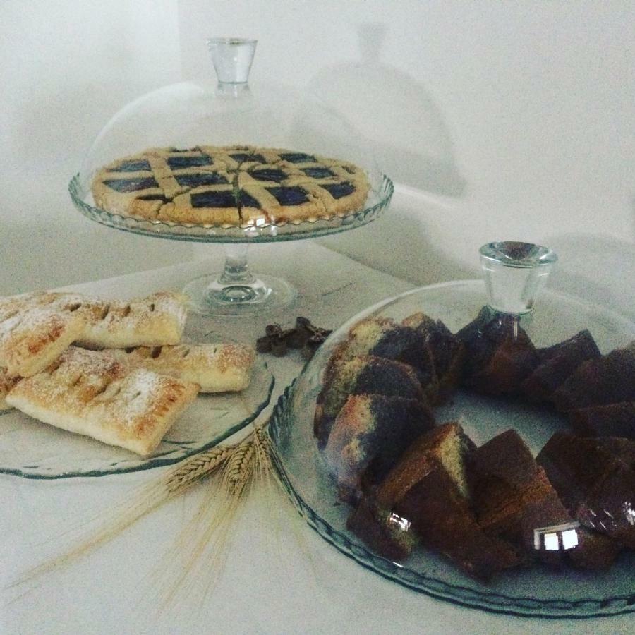 Bed and Breakfast A Due Passi Lorica Zewnętrze zdjęcie