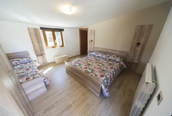 Bed and Breakfast A Due Passi Lorica Zewnętrze zdjęcie
