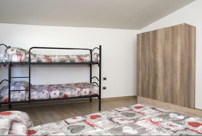 Bed and Breakfast A Due Passi Lorica Zewnętrze zdjęcie